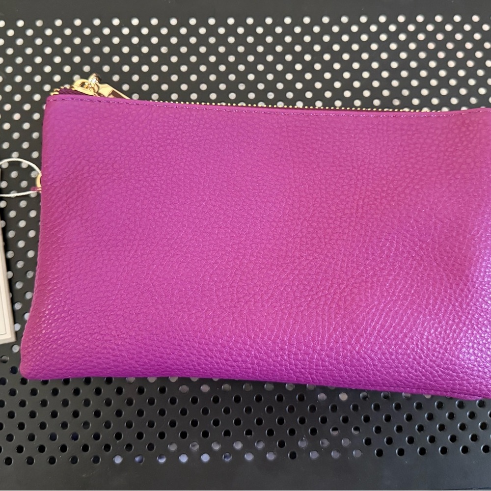 Riley Vegan Crossbody- Jen & Co